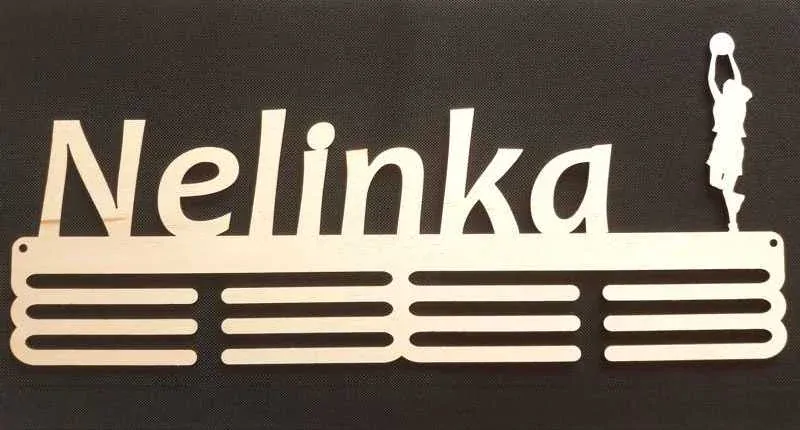 Věšák na medaile se jménem a sportem 1